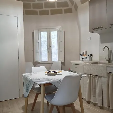 Casa Venere 27 アパート ファヴィニャーナ